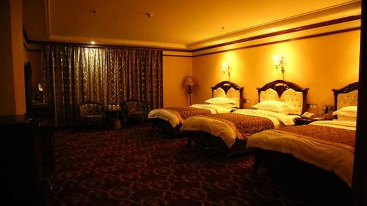 Nurlan Hotel Κάσγκαρ Εξωτερικό φωτογραφία