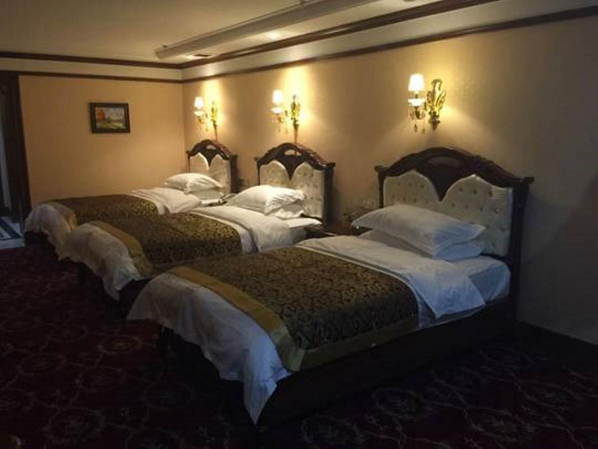 Nurlan Hotel Κάσγκαρ Εξωτερικό φωτογραφία